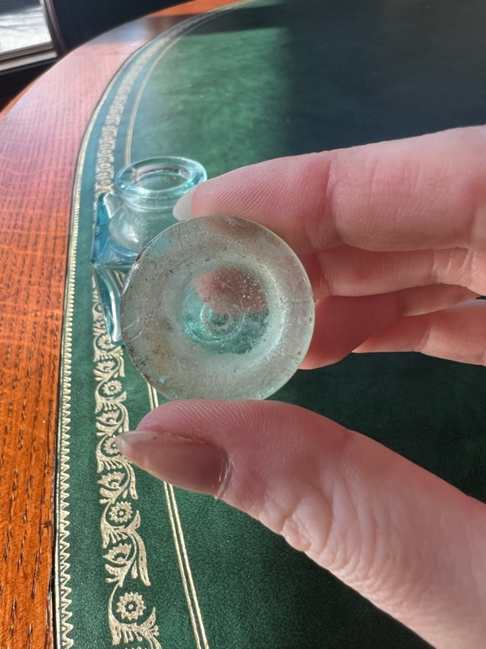 Antique Vintage Glass Sanford’s Inkwell With Glass Stopper Top - Picture 8 of 12